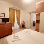 Scesa San Michele Appartement *