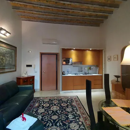 Scesa San Michele Apartment *
