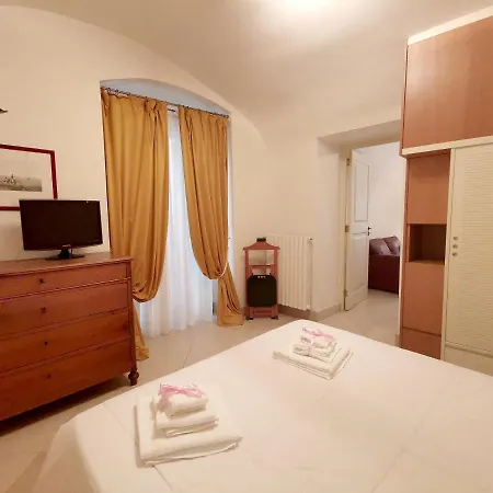 Scesa San Michele 아파트 *